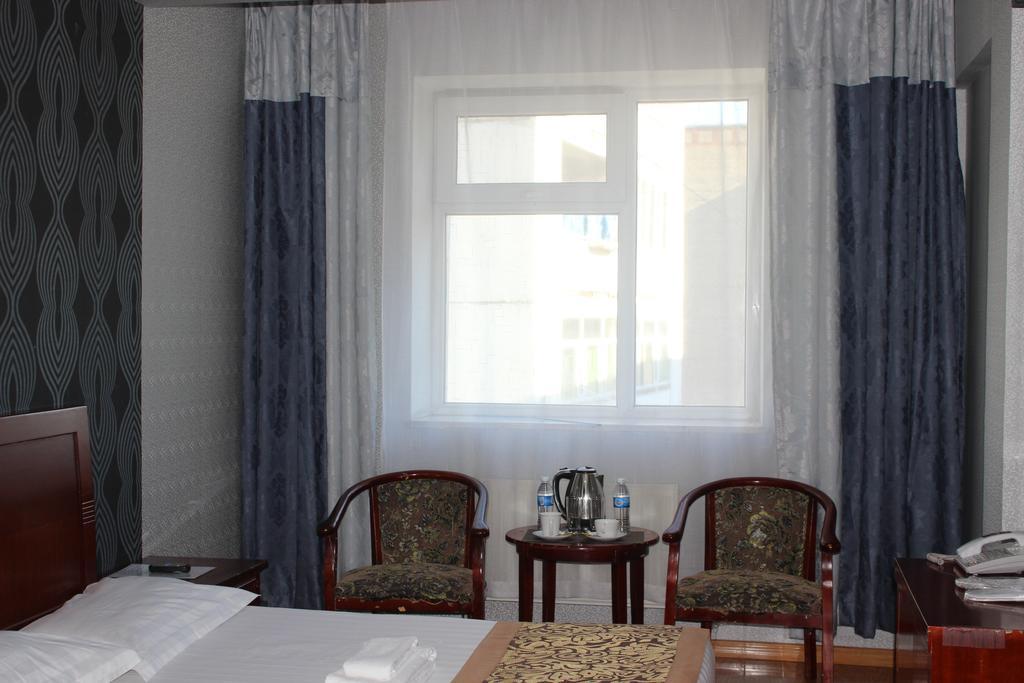 Toto Hotel Уланбатар Екстериор снимка