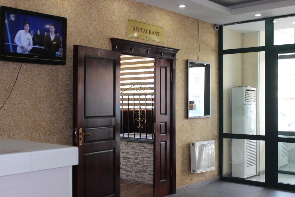 Toto Hotel Уланбатар Екстериор снимка