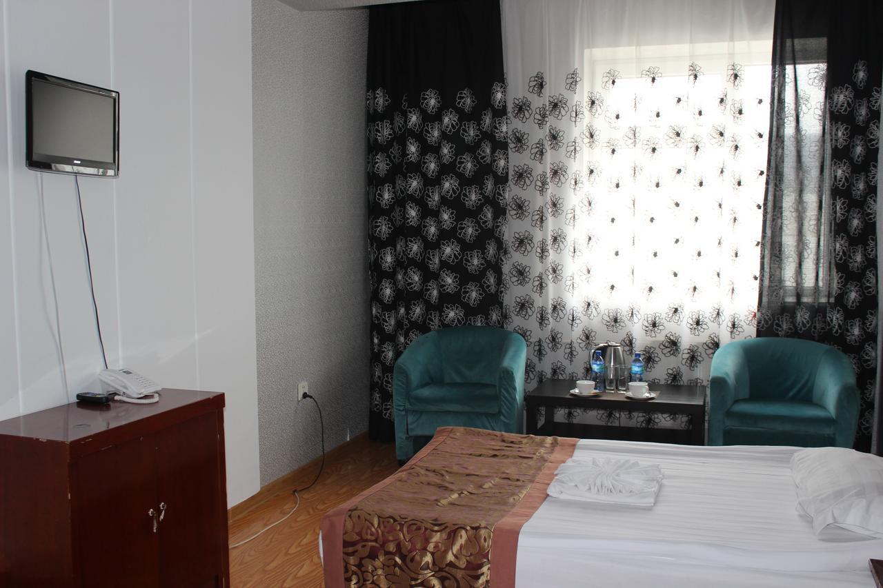 Toto Hotel Уланбатар Екстериор снимка